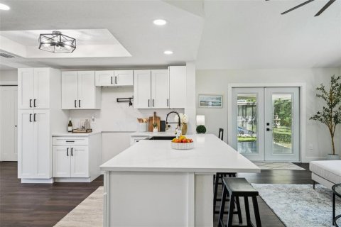 Casa en venta en New Port Richey, Florida, 3 dormitorios, 159.23 m2 № 1893693 - foto 4