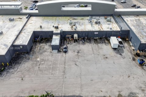 Immobilier commercial à vendre à Fort Lauderdale, Floride № 2017637 - photo 20