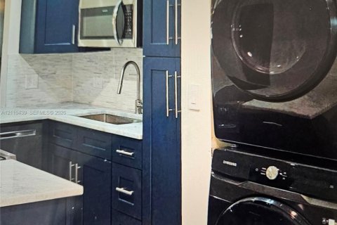 Copropriété à louer à Plantation, Floride: 2 chambres, 112.41 m2 № 2432303 - photo 7