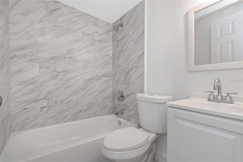 House in Saint Petersburg, Florida 3 bedrooms, 105.91 sq.m. № 1836984 - photo 27