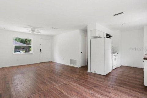 Villa ou maison à louer à Gainesville, Floride: 3 chambres, 99.22 m2 № 1917925 - photo 6