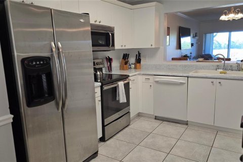 Copropriété à louer à Palmetto, Floride: 2 chambres, 116.69 m2 № 2097955 - photo 2