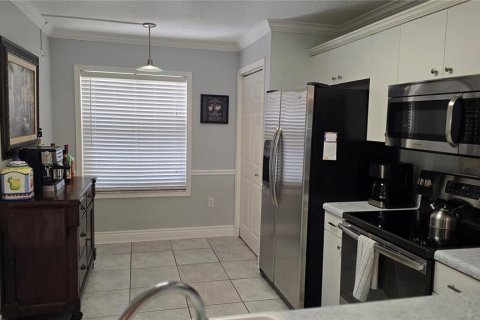 Copropriété à louer à Palmetto, Floride: 2 chambres, 116.69 m2 № 2097955 - photo 6