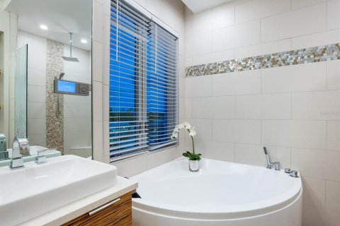 Condo in Siesta Key, Florida, 6 bedrooms  № 2132044 - photo 13