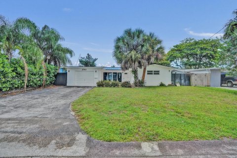Villa ou maison à vendre à Fort Lauderdale, Floride: 4 chambres, 184.41 m2 № 1939312 - photo 1