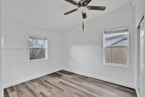 Villa ou maison à vendre à Fort Lauderdale, Floride: 4 chambres, 184.41 m2 № 1939312 - photo 25