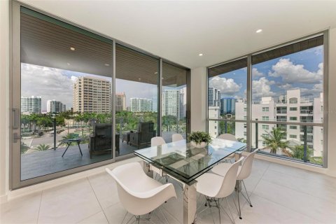 Condominio en alquiler en Sarasota, Florida, 3 dormitorios, 214.98 m2 № 1640782 - foto 29
