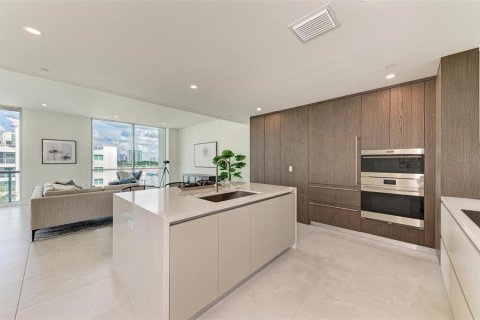 Condominio en alquiler en Sarasota, Florida, 3 dormitorios, 214.98 m2 № 1640782 - foto 17