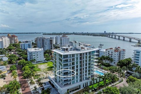 Condominio en alquiler en Sarasota, Florida, 3 dormitorios, 214.98 m2 № 1640782 - foto 9