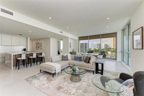 Condominio en alquiler en Sarasota, Florida, 3 dormitorios, 214.98 m2 № 1640782 - foto 28