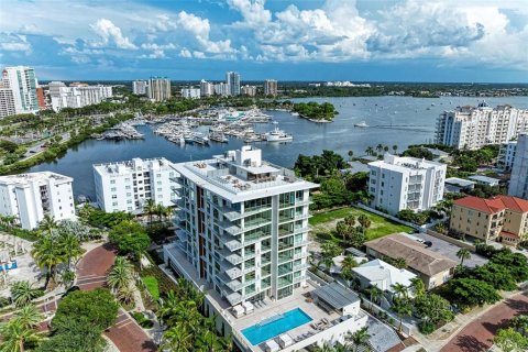 Condominio en alquiler en Sarasota, Florida, 3 dormitorios, 214.98 m2 № 1640782 - foto 12