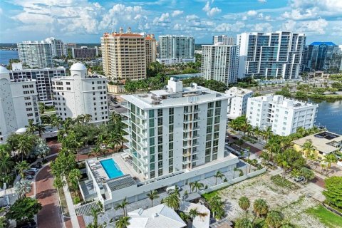 Condominio en alquiler en Sarasota, Florida, 3 dormitorios, 214.98 m2 № 1640782 - foto 3