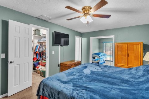 House in Auburndale, Florida 3 bedrooms, 196.02 sq.m. № 1885352 - photo 16