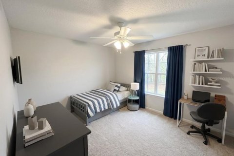House in Oviedo, Florida 4 bedrooms, 262.91 sq.m. № 2342370 - photo 20