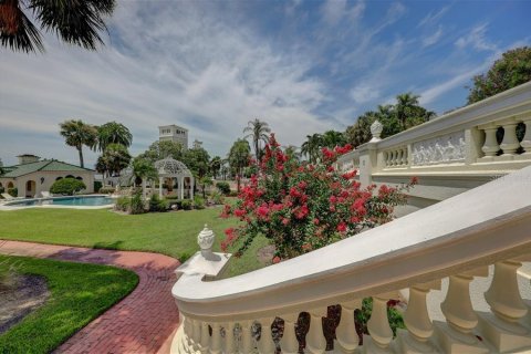House in Clearwater, Florida 3 bedrooms, 282.98 sq.m. № 1514685 - photo 14