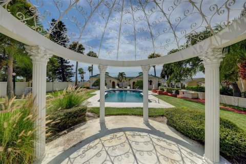 House in Clearwater, Florida 3 bedrooms, 282.98 sq.m. № 1514685 - photo 22
