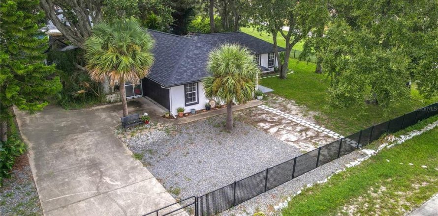 Casa en Edgewater, Florida 3 dormitorios, 141.86 m2 № 1906987