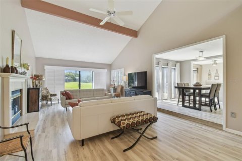 Casa en venta en Wesley Chapel, Florida, 3 dormitorios, 191.66 m2 № 2102134 - foto 2