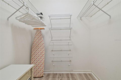 Casa en venta en Wesley Chapel, Florida, 3 dormitorios, 191.66 m2 № 2102134 - foto 26