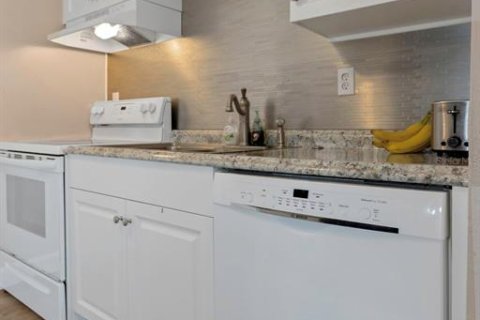 Copropriété à vendre à New Port Richey, Floride: 1 chambre, 72.37 m2 № 1917644 - photo 11