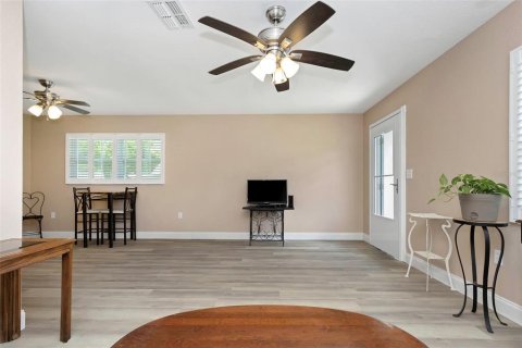 Copropriété à vendre à New Port Richey, Floride: 1 chambre, 72.37 m2 № 1917644 - photo 6