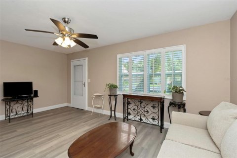 Copropriété à vendre à New Port Richey, Floride: 1 chambre, 72.37 m2 № 1917644 - photo 5