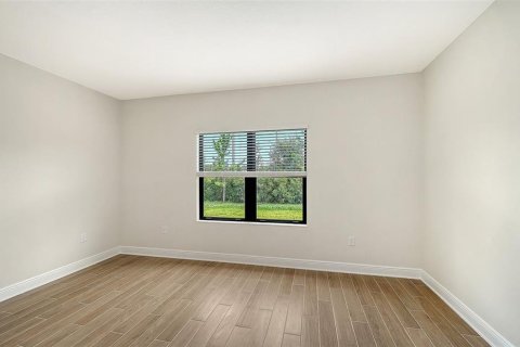 Купить виллу или дом в Нокомис, Флорида 6 комнат, 164.25м2, № 2236438 - фото 19