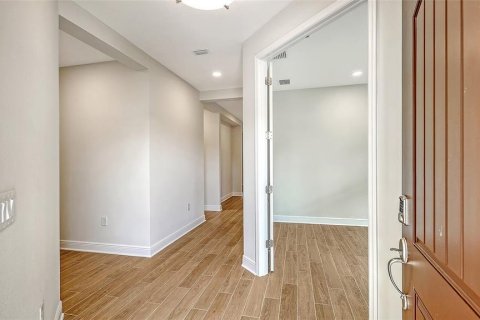 Купить виллу или дом в Нокомис, Флорида 6 комнат, 164.25м2, № 2236438 - фото 4