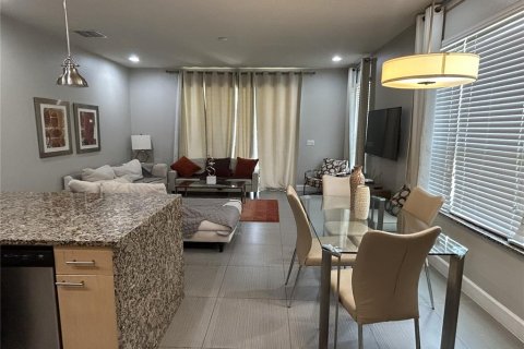 Touwnhouse à louer à Clermont, Floride: 3 chambres, 140.47 m2 № 2100326 - photo 4