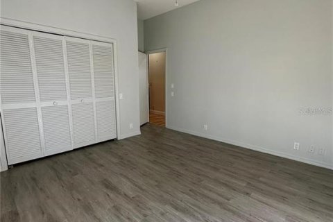 Casa en alquiler en Sarasota, Florida, 3 dormitorios, 225.1 m2 № 2118190 - foto 20