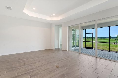 Villa ou maison à vendre à Lakewood Ranch, Floride: 3 chambres, 208.66 m2 № 2354209 - photo 7