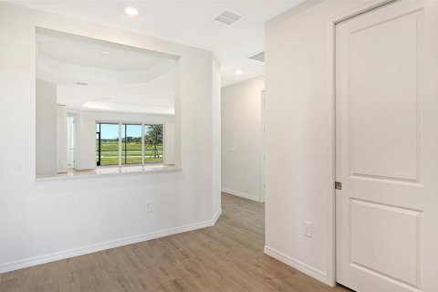 Villa ou maison à vendre à Lakewood Ranch, Floride: 3 chambres, 208.66 m2 № 2354209 - photo 5
