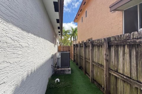 Villa ou maison à vendre à Homestead, Floride: 3 chambres, 334.45 m2 № 2407881 - photo 24