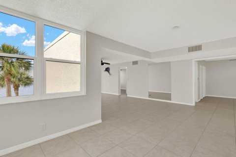 Condominio en venta en Stuart, Florida, 2 dormitorios, 119.01 m2 № 2077728 - foto 10