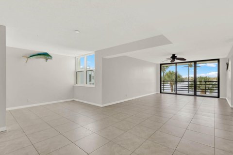 Condominio en venta en Stuart, Florida, 2 dormitorios, 119.01 m2 № 2077728 - foto 6