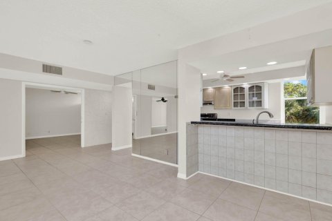 Condominio en venta en Stuart, Florida, 2 dormitorios, 119.01 m2 № 2077728 - foto 11