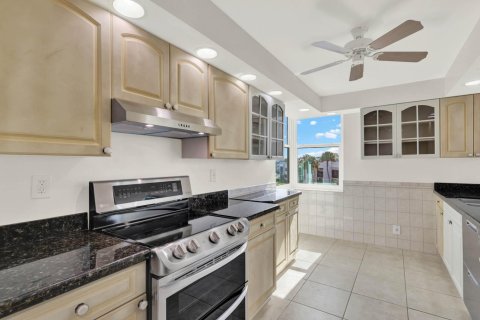 Condominio en venta en Stuart, Florida, 2 dormitorios, 119.01 m2 № 2077728 - foto 13