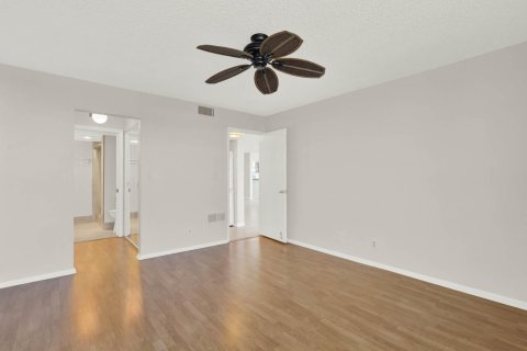 Condominio en venta en Stuart, Florida, 2 dormitorios, 119.01 m2 № 2077728 - foto 26