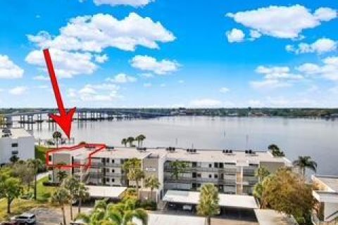 Condominio en venta en Stuart, Florida, 2 dormitorios, 119.01 m2 № 2077728 - foto 3
