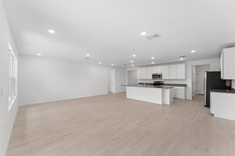 Villa ou maison à vendre à Port St. Lucie, Floride: 4 chambres, 218.32 m2 № 2181191 - photo 15
