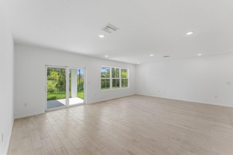 Villa ou maison à vendre à Port St. Lucie, Floride: 4 chambres, 218.32 m2 № 2181191 - photo 17