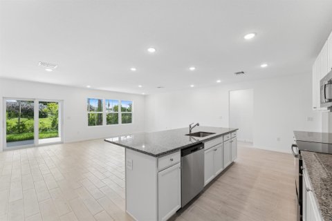 Villa ou maison à vendre à Port St. Lucie, Floride: 4 chambres, 218.32 m2 № 2181191 - photo 13