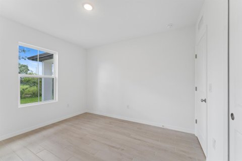 Villa ou maison à vendre à Port St. Lucie, Floride: 4 chambres, 218.32 m2 № 2181191 - photo 20