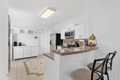 Adosado en venta en Weston, Florida, 3 dormitorios, 136.47 m2 № 2245690 - foto 5