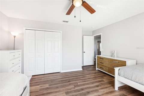 House in Clermont, Florida 4 bedrooms, 192.49 sq.m. № 1629990 - photo 26