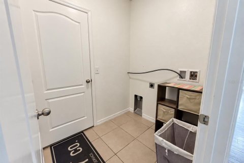 Villa ou maison à louer à Kissimmee, Floride: 3 chambres, 164.44 m2 № 2401170 - photo 28