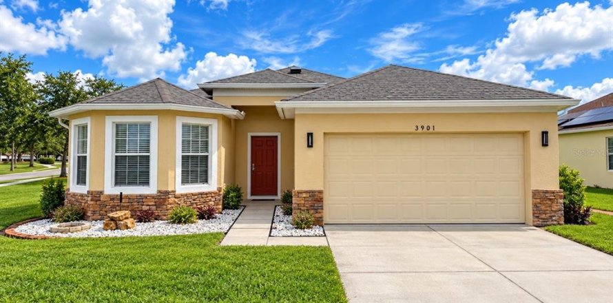Villa ou maison à Kissimmee, Floride 3 chambres, 164.44 m2 № 2401170