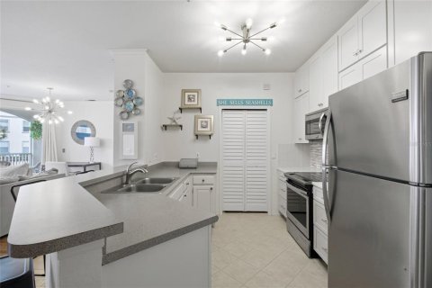 Condominio en venta en Orlando, Florida, 2 dormitorios, 98.85 m2 № 2165917 - foto 4