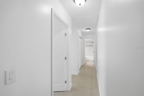 Villa ou maison à vendre à Tampa, Floride: 5 chambres, 210.14 m2 № 2157027 - photo 17