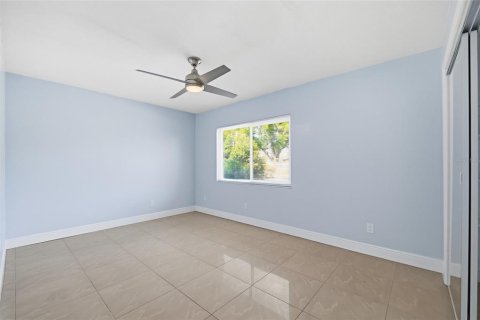 Villa ou maison à vendre à Tampa, Floride: 5 chambres, 210.14 m2 № 2157027 - photo 22